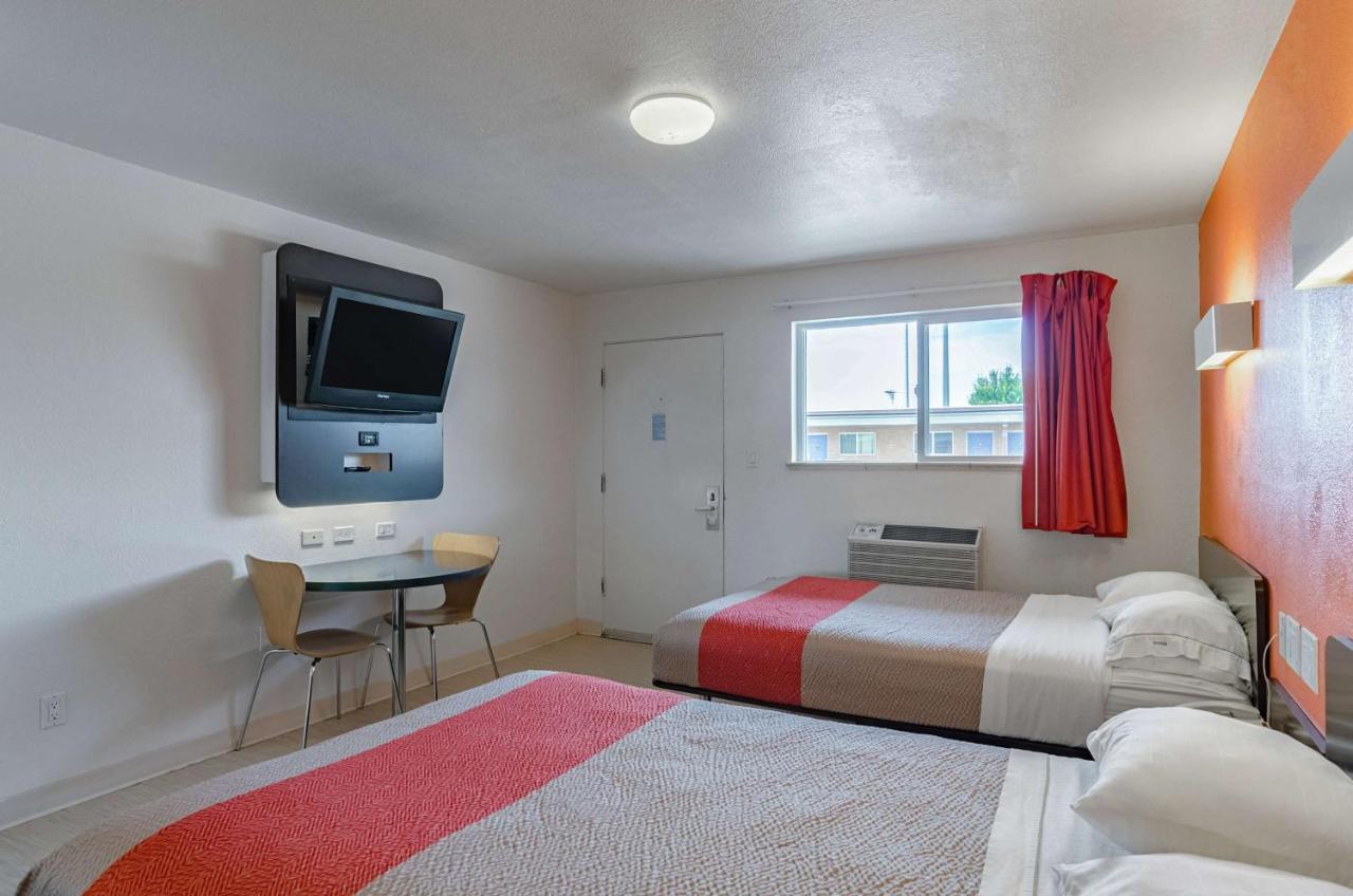 Motel 6 Riverton Wy Экстерьер фото